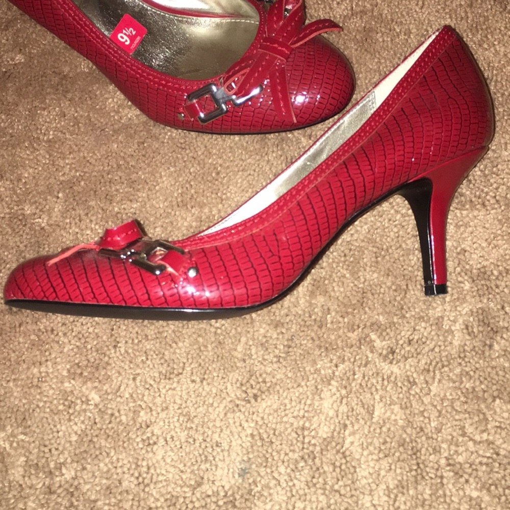 (On Sale!) Red Top Alfani Heels